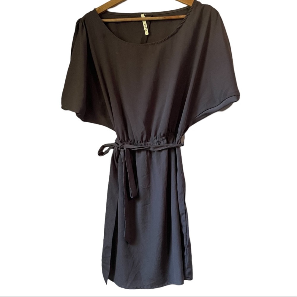 Yetts los Angelo’s dress